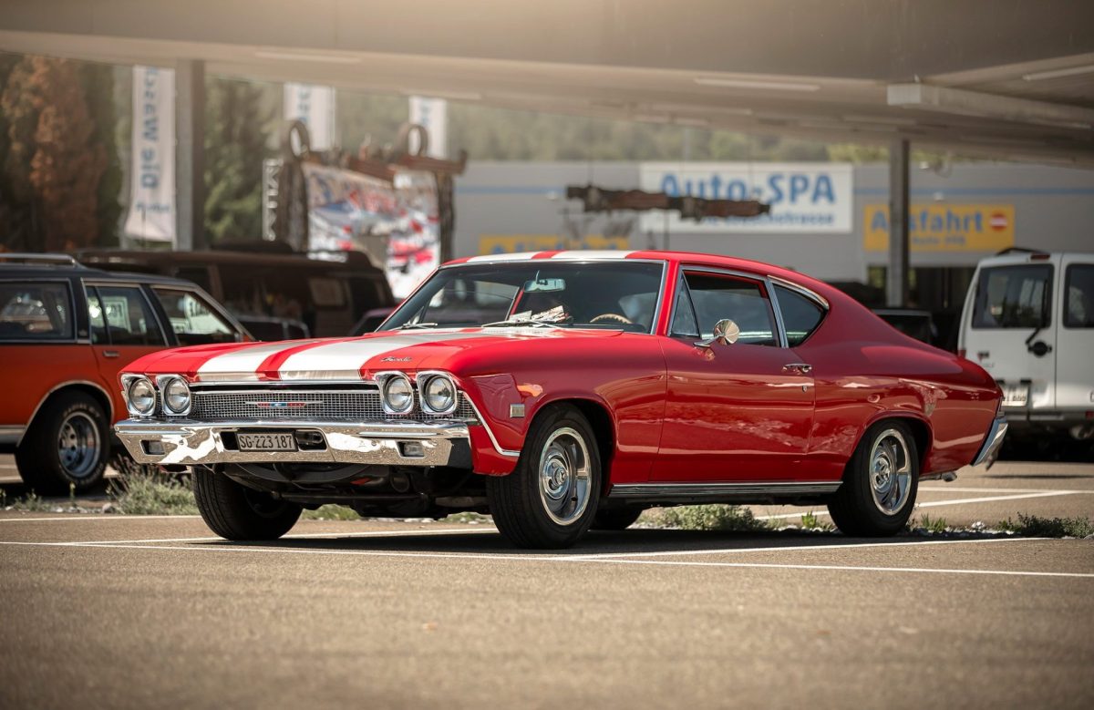 US Cars & Bikes Meeting